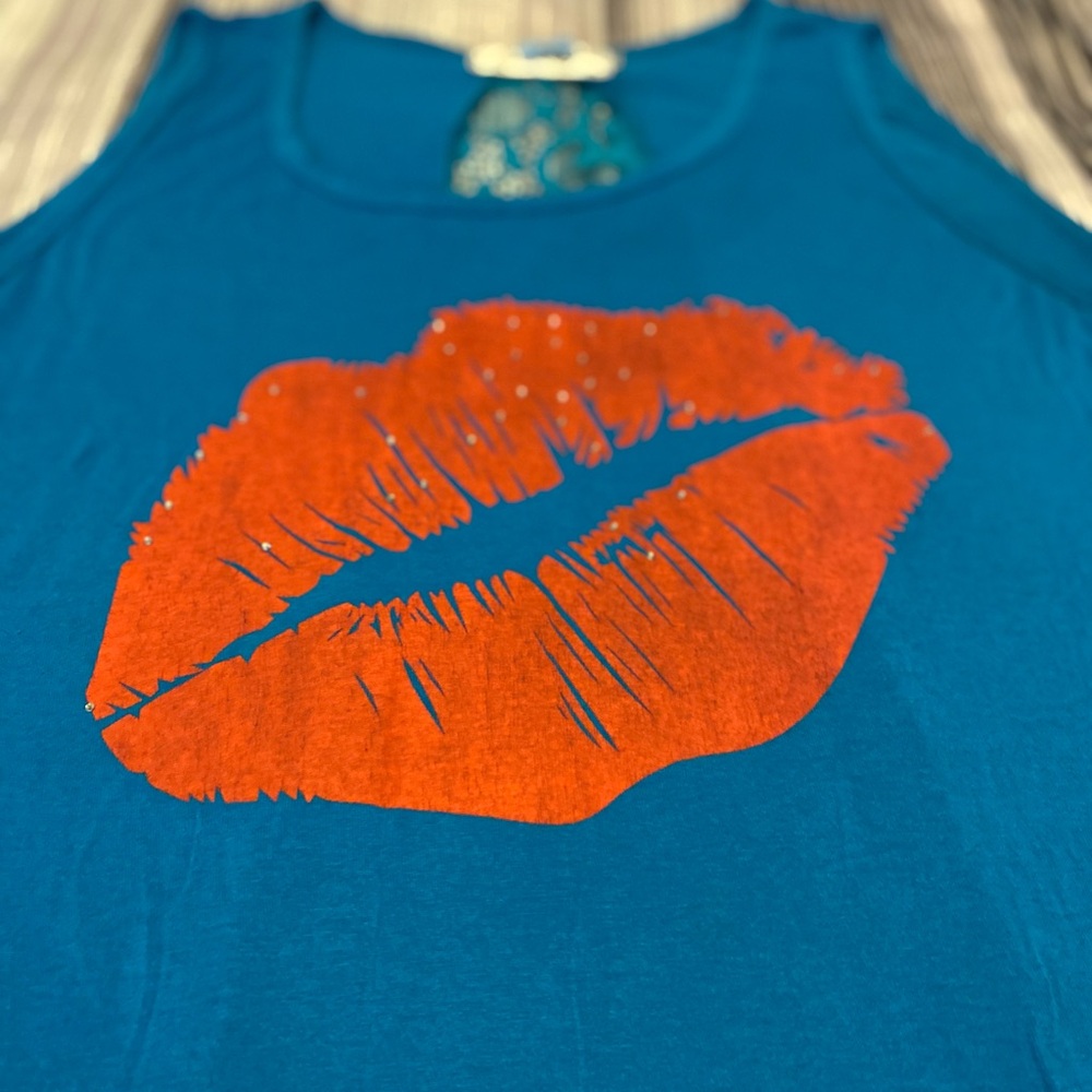 Women’s Teal Tank Top with Orange Lip Graphic